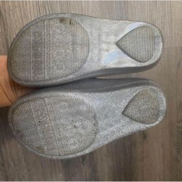 Mini Melissa silver butterfly shoes size 8 - Picture 6 of 6